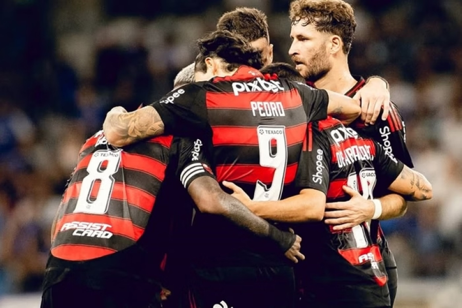 Técnico da LDU coloca pressão no Flamengo antes de jogo decisivo na Libertadores: “Obrigação de ganhar”