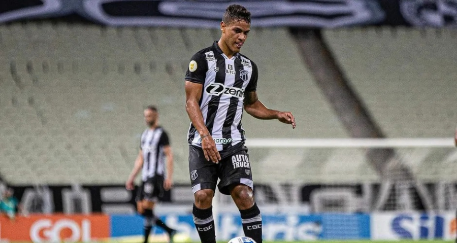 Geovane em Maceió: Volante aguarda liberação de clube ucraniano para assinar com o CRB