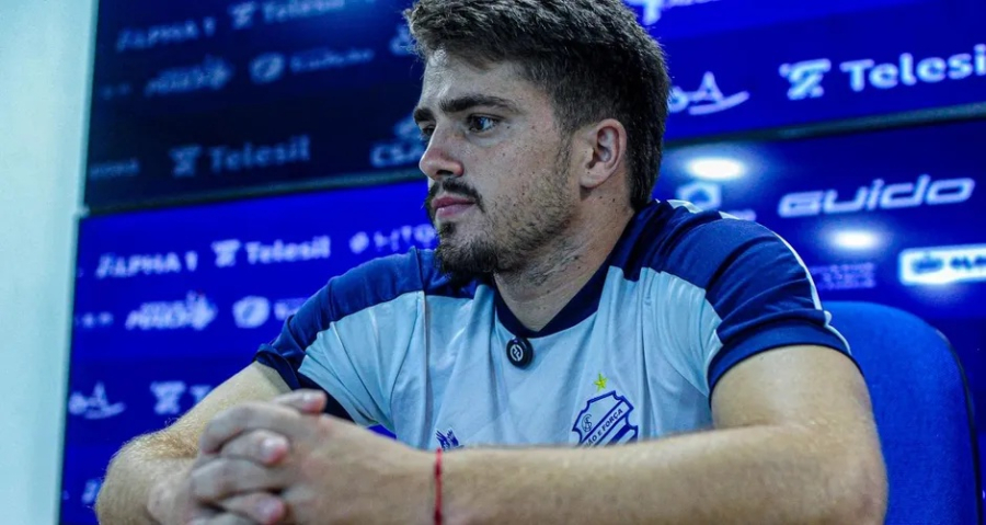 Matheus Melo prega foco total no Murici e projeta rotatividade no CSA: 