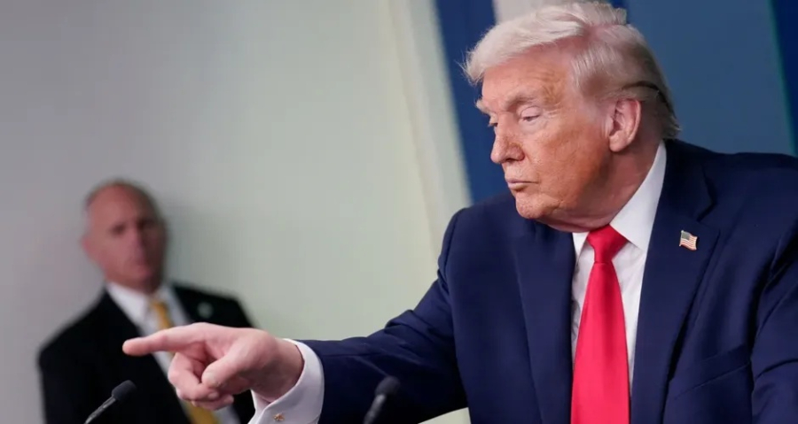 Trump exige participação na escolha do novo líder do Irã e veta filho de Khamenei