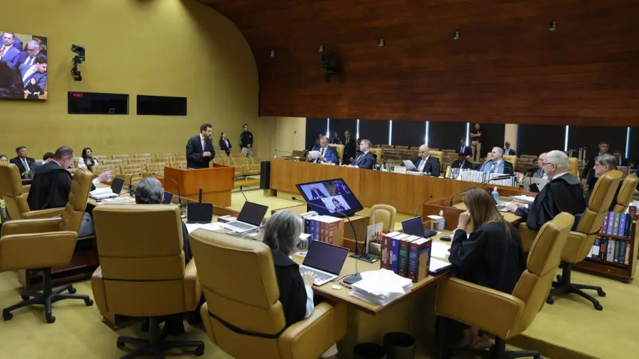 STF derruba decisão de André Mendonça e encerra CPMI do INSS neste sábado