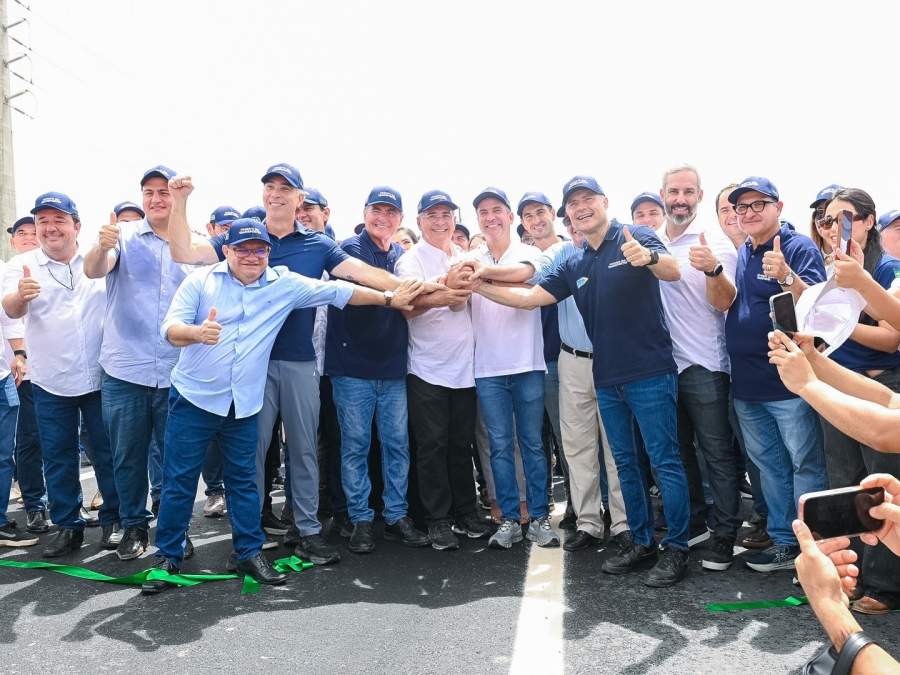 Inauguração de 10km da BR-101 sela Aliança pelo Desenvolvimento em São Miguel dos Campos