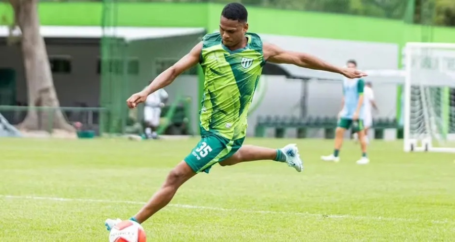 CSA oficializa atacante ex-Flamengo e inicia preparação para estreia na Série D