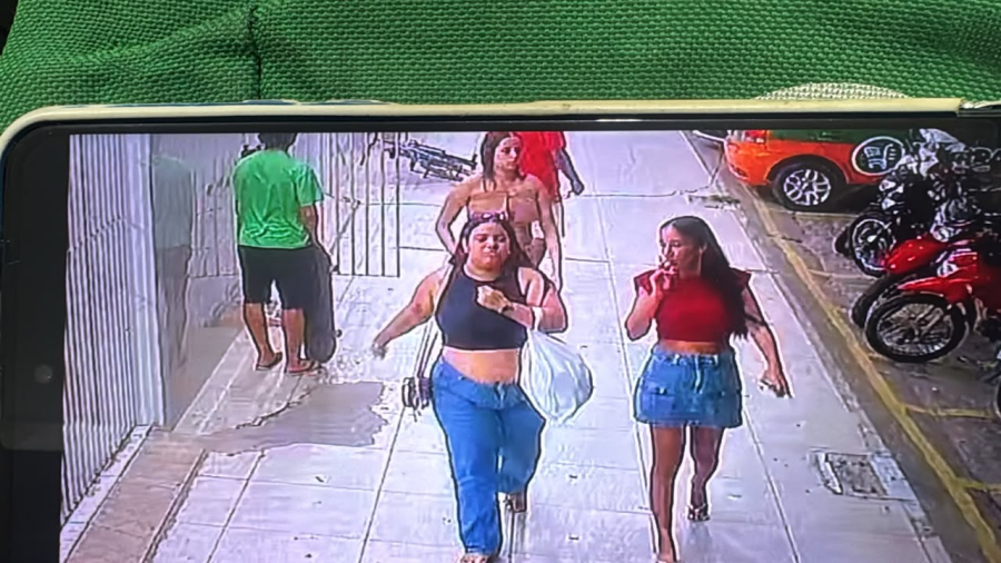 Supermercado Ki-Barato é alvo de furto na AL-420 e imagens flagram ação de duas mulheres na parte alta de São Miguel