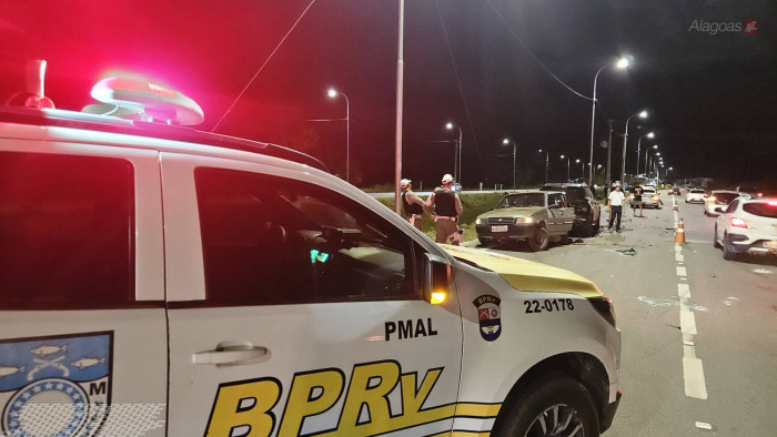 Guarnições do Batalhão de Polícia Rodoviária (BPRv) estiveram no local para organizar o tráfego de veículos Guarnições do Batalhão de Polícia Rodoviária (BPRv) estiveram no local para organizar o tráfego de veículos