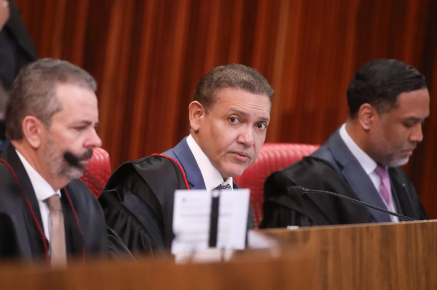 Decisão do TSE sobre Pablo Marçal divide juristas e levanta debate sobre o Artigo 16-A da Lei das Eleições