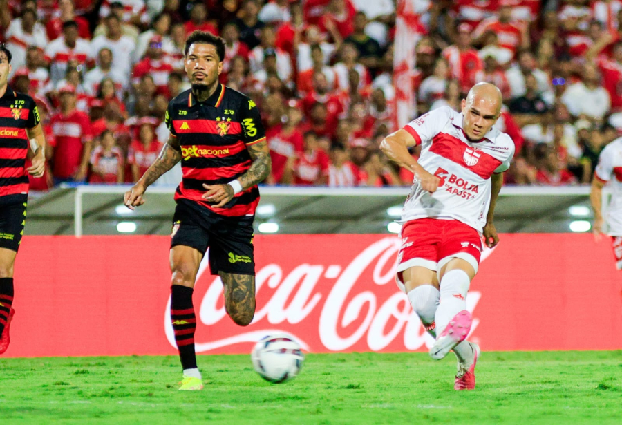 CRB vence o Sport por 2 a 1 no Trapichão, mantém tabu de 25 anos e encosta no G-6 da Série B