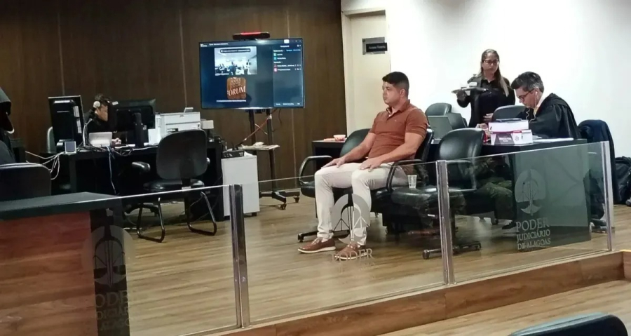 Tribunal do Júri absolve réu acusado de executar o blogueiro de politica Adriano Farias 