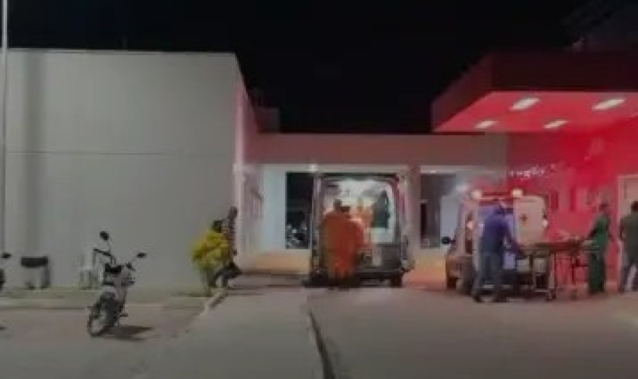 Jovem de 23 anos perde o controle de moto na AL-220 e é internado na área vermelha do HRAS em Delmiro Gouveia