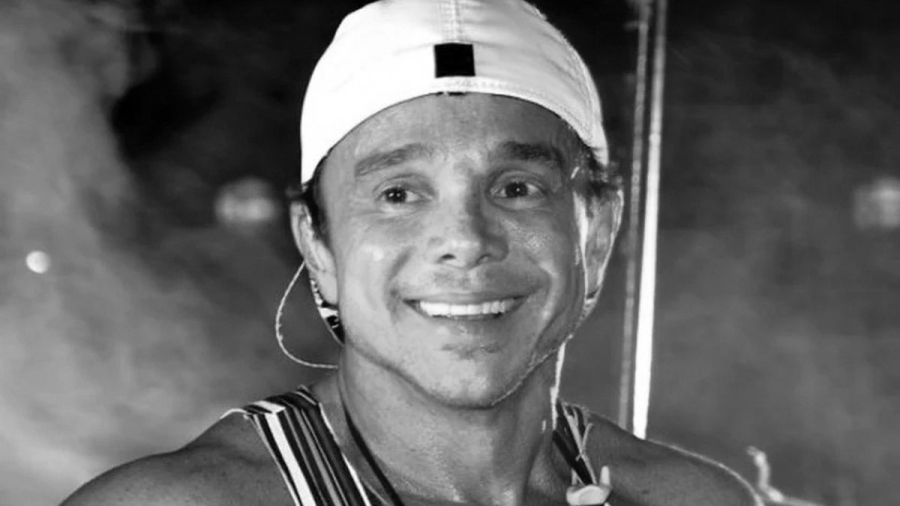 Morre o cantor Netinho, ícone do axé e voz do clássico 'Mila', aos 60 anos em Salvador