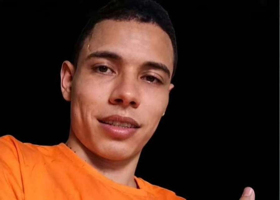 Homem é executado com oito tiros ao lado de estabelecimento comercial no bairro Santa Lúcia em Maceió