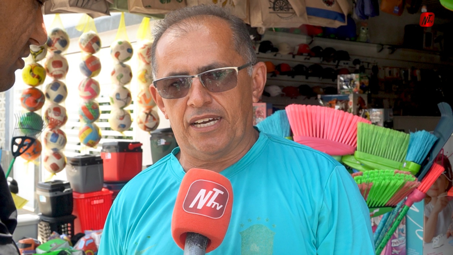 Cratera na Rua José Vieira de Andrade danifica veículos e causa prejuízos a comerciantes na Barra de São Miguel