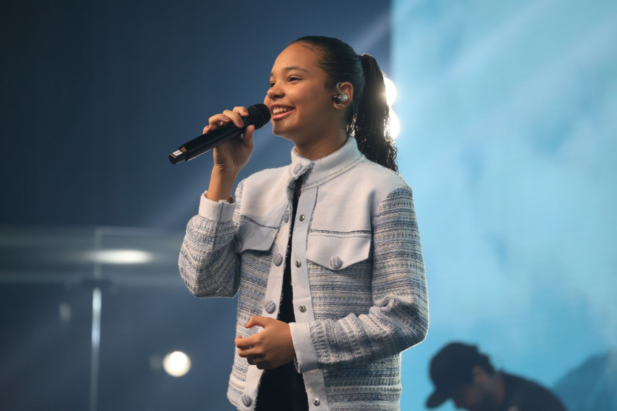 Dia do Evangélico: 13ª edição do 'Vinde e Adorai' terá show de Maria Marçal no dia 28 de novembro em Penedo