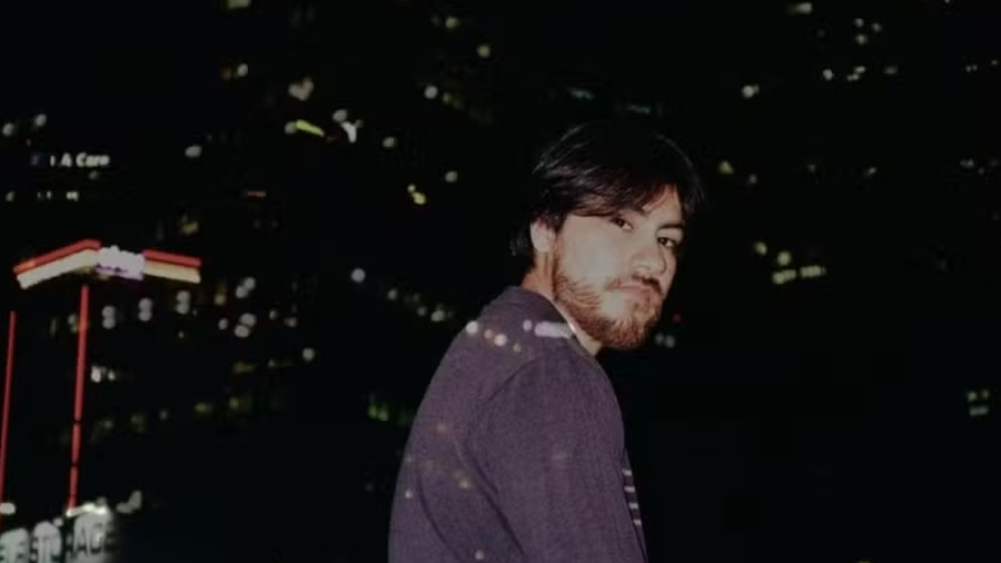 Vocalista da banda Los Retros é preso nos EUA acusado de crimes graves contra criança de menos de 10 anos