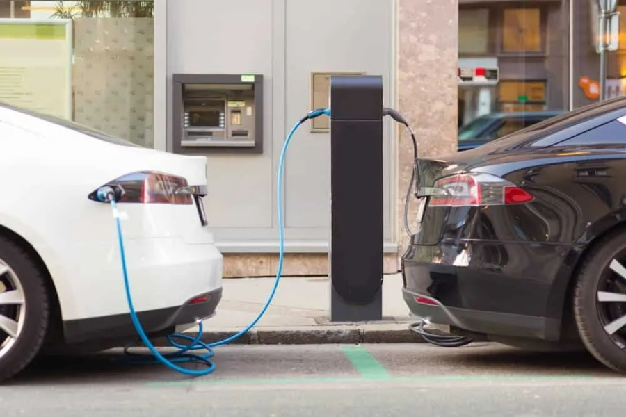 Corpo de Bombeiros publica regras rígidas para carregadores de carros elétricos em garagens e prédios de Alagoas
