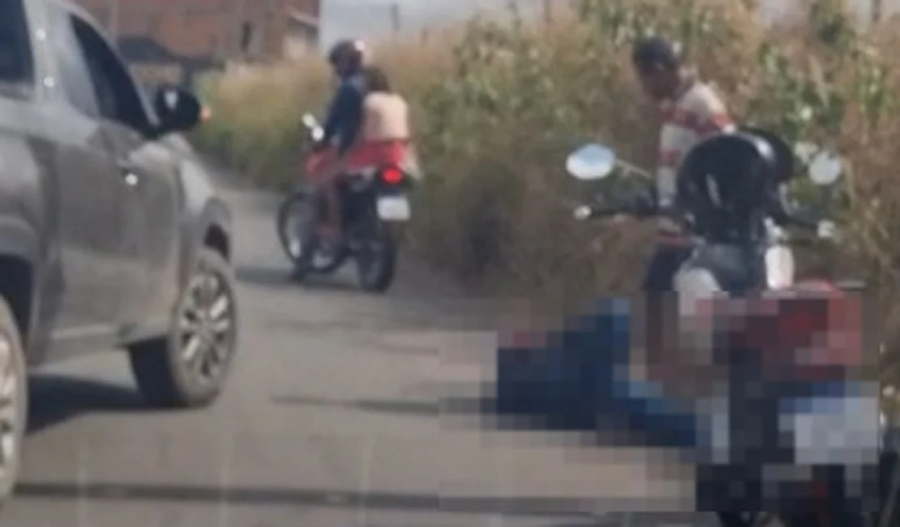 Colisão frontal entre duas motocicletas deixa dois jovens feridos na Rua Engenheiro Camilo Collier, em Arapiraca