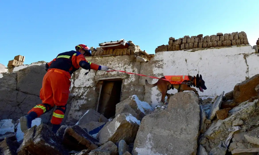 Terremoto de magnitude 7 atinge a região do Tibete e deixa dezenas de vítimas na China