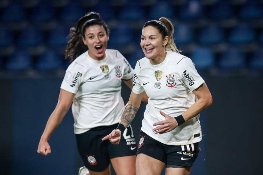 Corinthians enfrenta Independiente Santa Fe em busca da sétima final da Libertadores Feminina