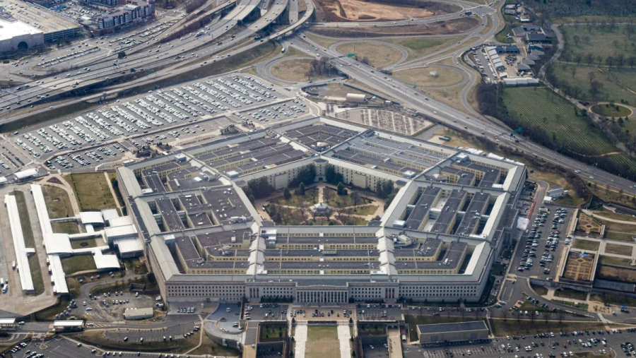 Governo Trump promove demissões em massa e afasta alto comando militar nos Estados Unidos